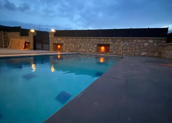 çağdaş * Ciftlikkoyu