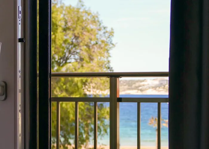 çağdaş Otel Ciftlikkoyu