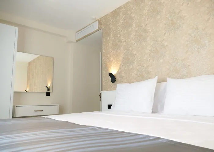 çağdaş * Ciftlikkoyu